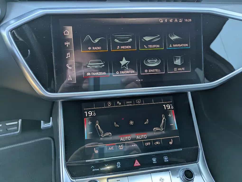 Audi A6 Avant 45 TFSI quattro S-Tronic S-Line 03/2023-photo-19
