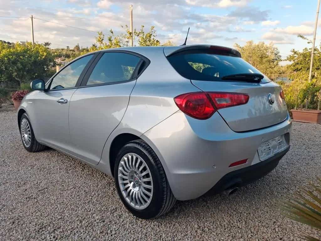 Alfa Romeo Giulietta 1.6 JTDm 120 CV anno2018 05/2018-photo-7