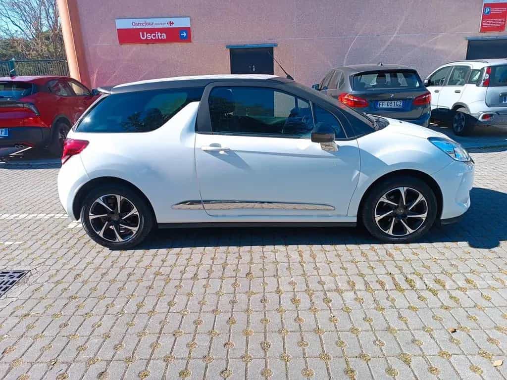 DS Automobiles DS3 Ds DS3 3 PureTech 110 Sport Chic Cabrio 11/2018-photo-4