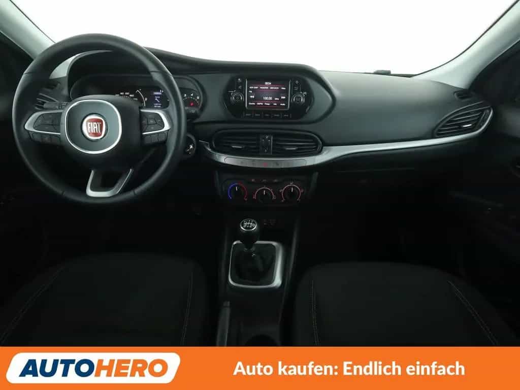 Fiat Tipo 1.4 Turbo Easy *TEMPO*KLIMA*GARANTIE* 12/2017-photo-11