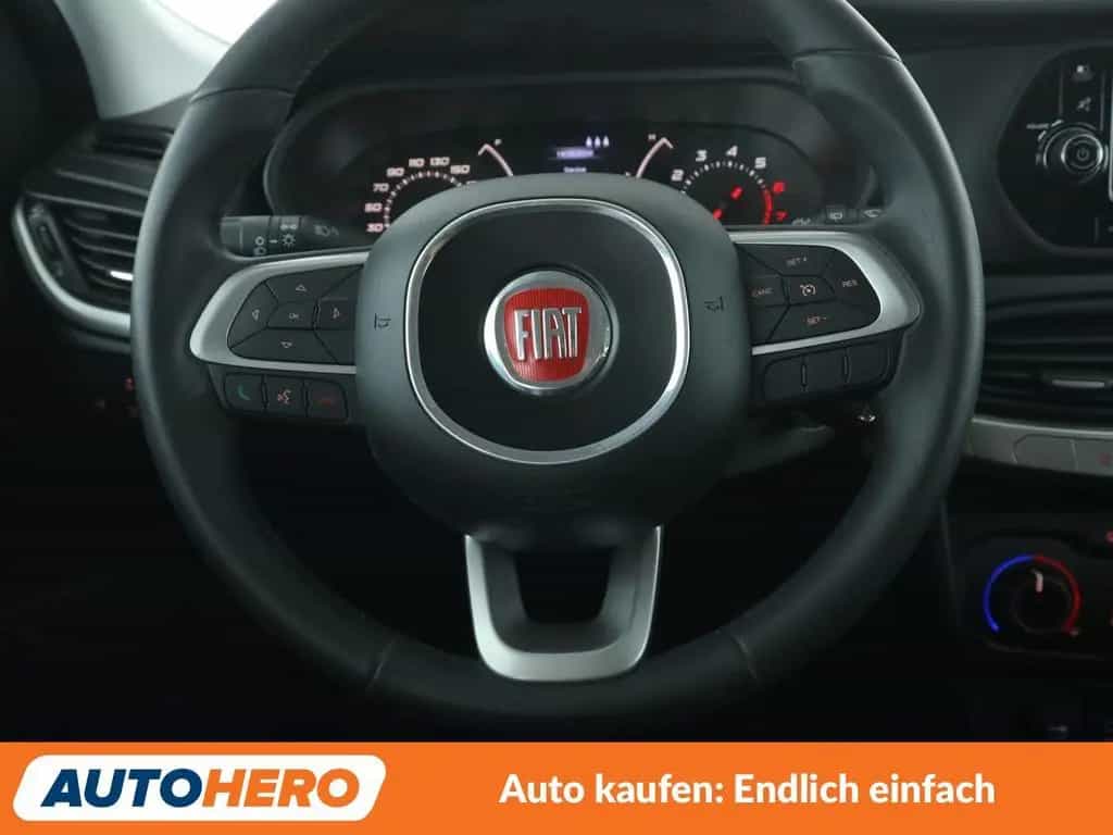 Fiat Tipo 1.4 Turbo Easy *TEMPO*KLIMA*GARANTIE* 12/2017-photo-18