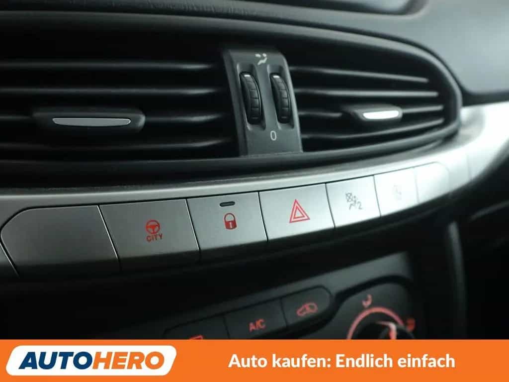 Fiat Tipo 1.4 Turbo Easy *TEMPO*KLIMA*GARANTIE* 12/2017-photo-22