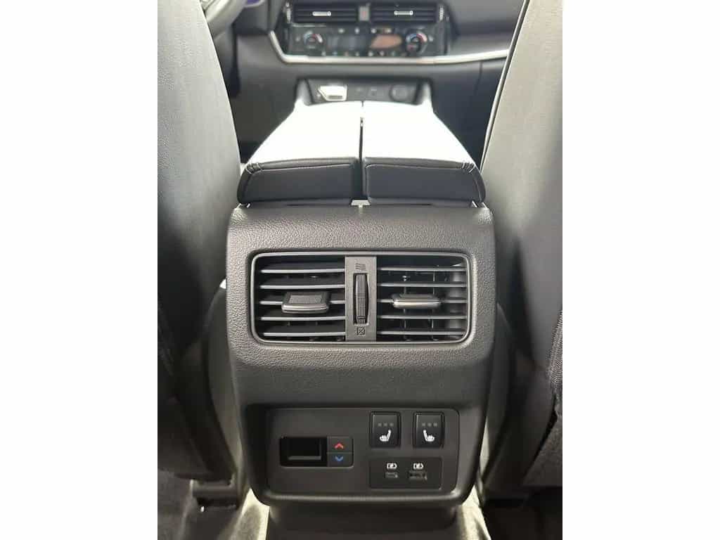 Nissan X-Trail 1.5 VC-T e-POWER 204 PS 4x2 N-Connecta 5 02/2023-photo-21
