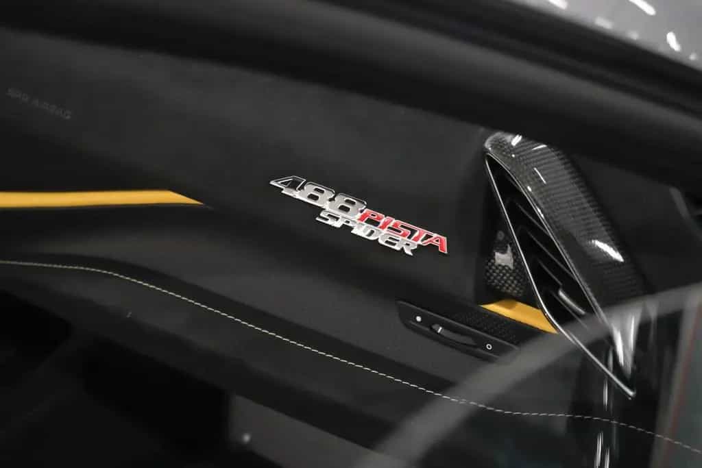 Ferrari 488 Pista Spider 03/2022-photo-16