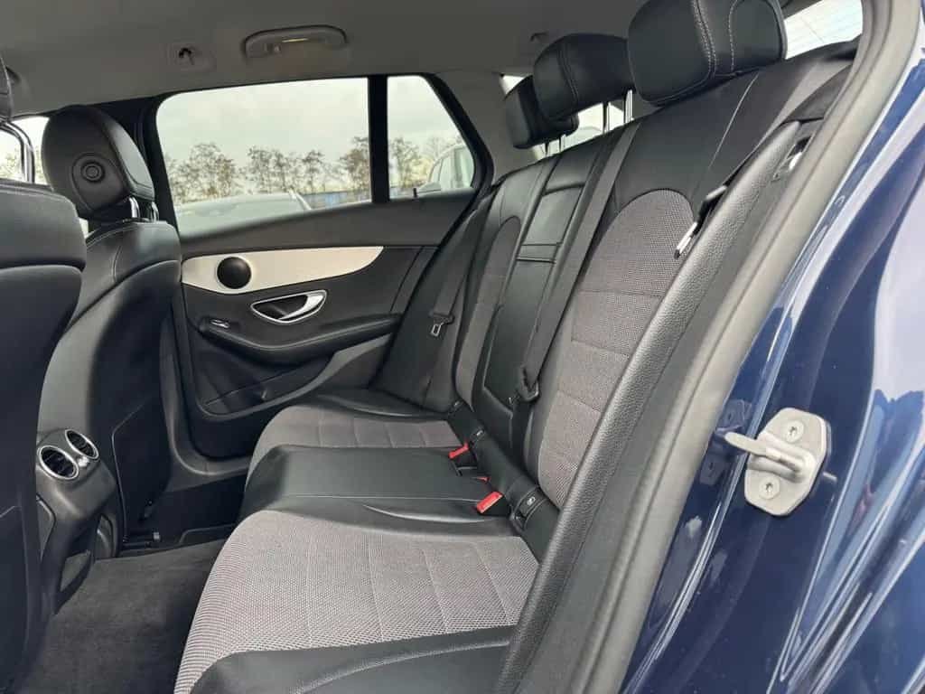 Mercedes-Benz C 220 d BlueTec+Finanzierung+Garantie+ 08/2017-photo-28