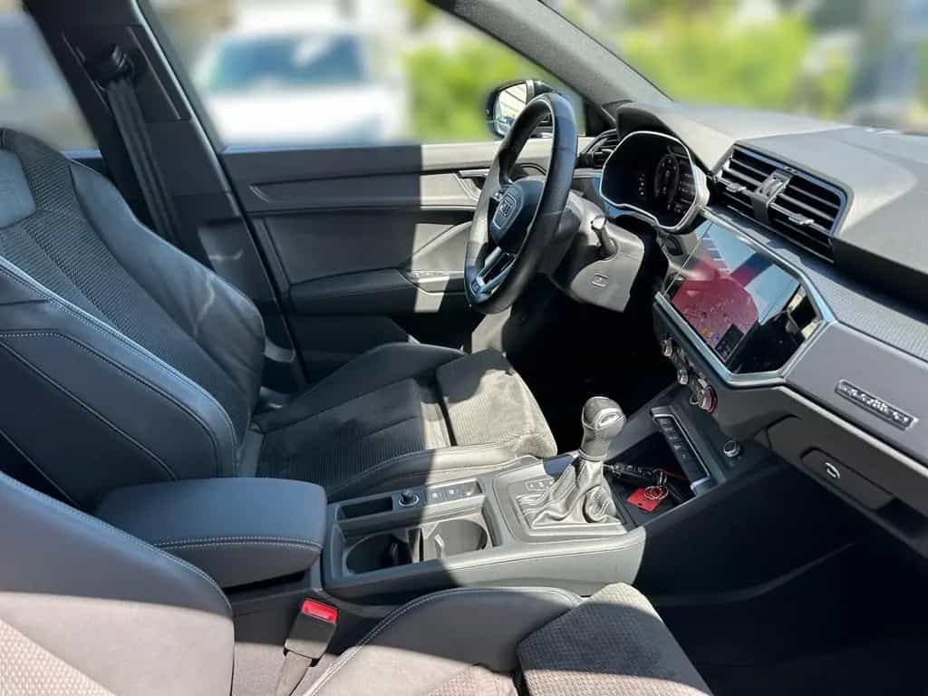 Audi Q3 quattro S line *AHK*BLACKSTYLE*KAMERA*MATRIX* 03/2021-photo-14