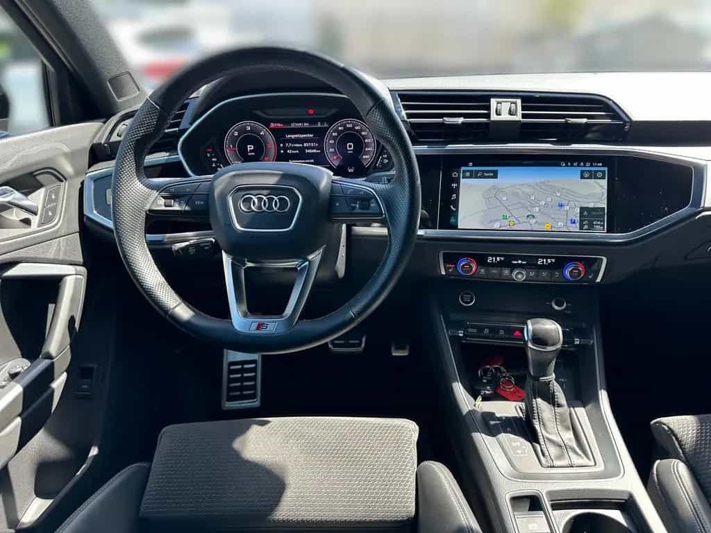 Audi Q3 quattro S line *AHK*BLACKSTYLE*KAMERA*MATRIX* 03/2021-photo-9