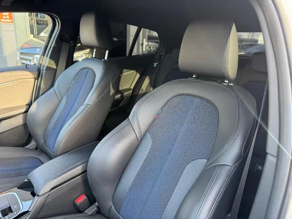 BMW M135 i xDrive 07/2021-photo-11