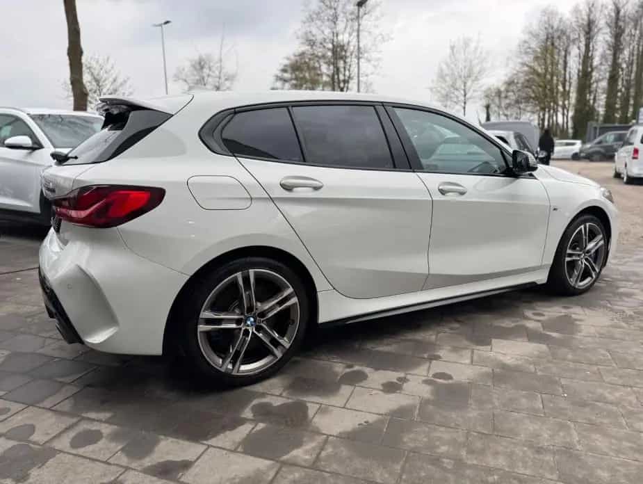 BMW M135 i xDrive 07/2021-photo-4