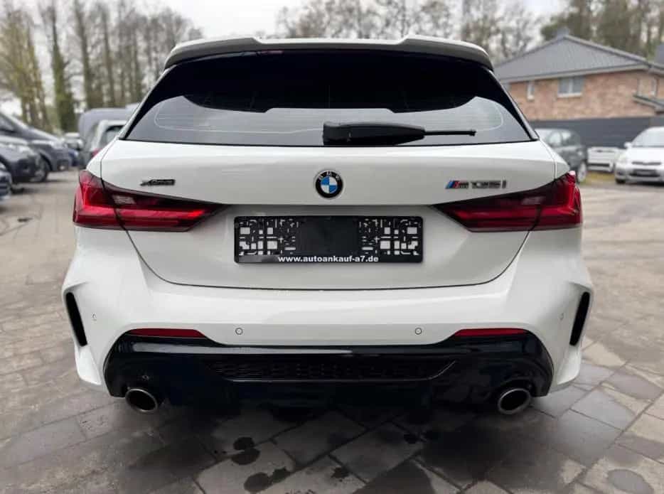 BMW M135 i xDrive 07/2021-photo-6