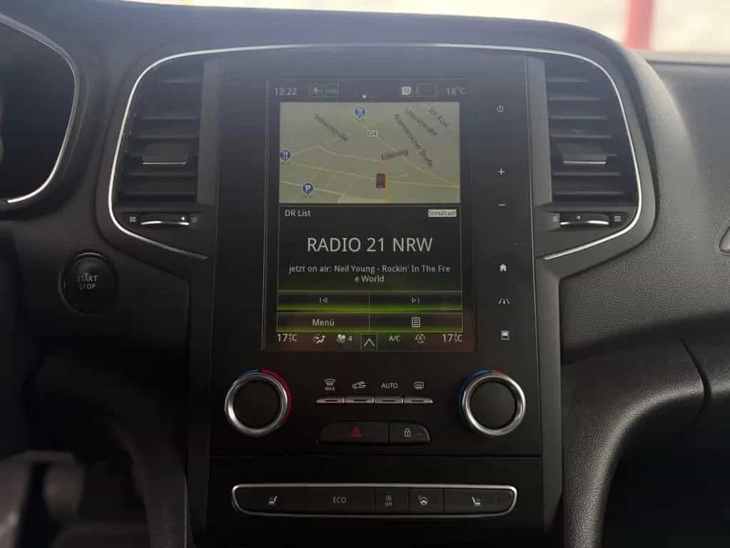 Renault Megane IV Grandtour BOSE-Edition NAVI/LEDER/SHZ 01/2020-photo-13