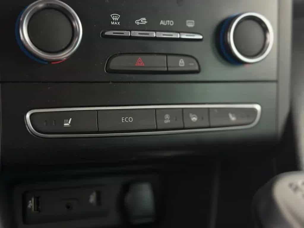 Renault Megane IV Grandtour BOSE-Edition NAVI/LEDER/SHZ 01/2020-photo-15