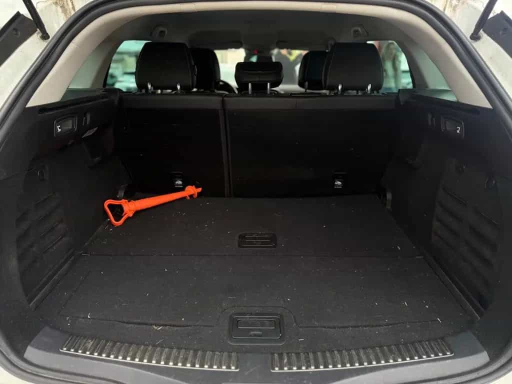 Renault Megane IV Grandtour BOSE-Edition NAVI/LEDER/SHZ 01/2020-photo-24