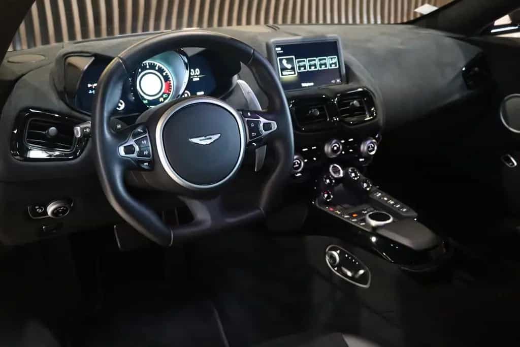 Aston Martin V8 Vantage 4.0 V8 - DT Wheels - Services AM 08/2019-photo-10