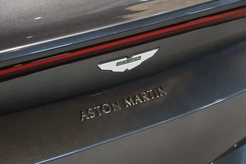 Aston Martin V8 Vantage 4.0 V8 - DT Wheels - Services AM 08/2019-photo-22