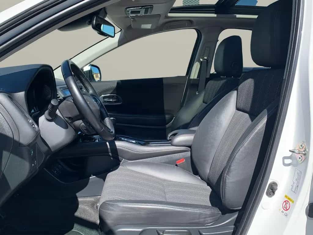 Honda HR-V Executive PANO LED NAVI 05/2016-photo-13