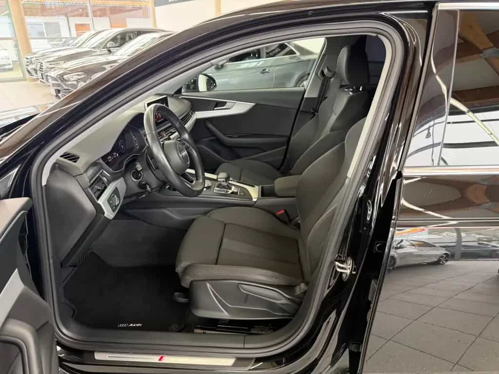Audi A4 Lim. 35 TFSI S-Line Virtual LED MMI-PLUS 04/2019-photo-13