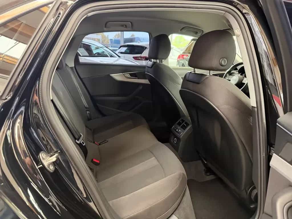Audi A4 Lim. 35 TFSI S-Line Virtual LED MMI-PLUS 04/2019-photo-23