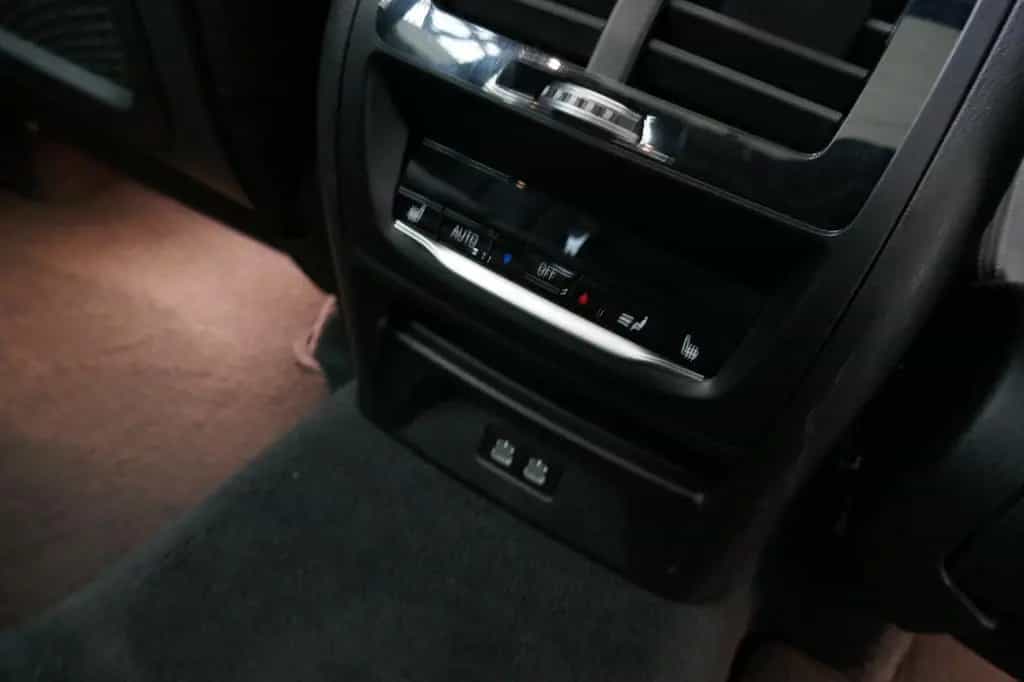 BMW X3 xDrive 20i M Sport *PANO*AHK*3 ZONEN KLIMAAU 10/2021-photo-18