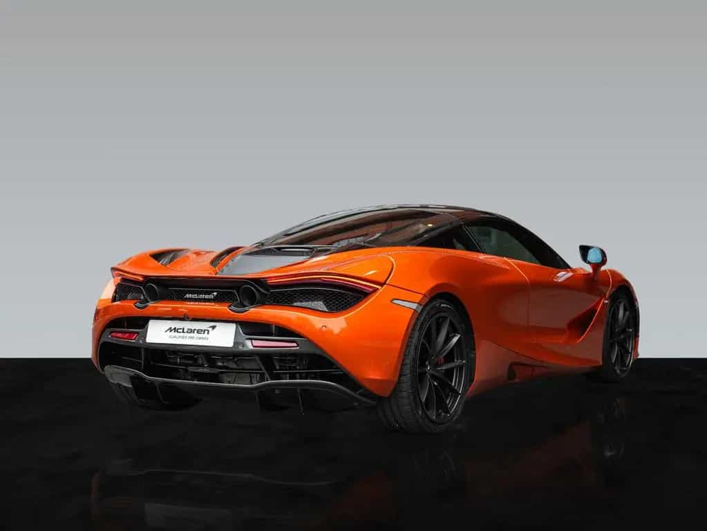 McLaren 720S Coupé | Carbon Exterior | B&W | Stealth 10/2018-photo-1