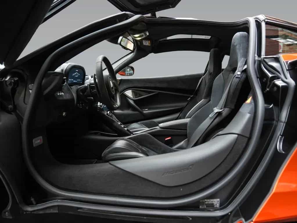 McLaren 720S Coupé | Carbon Exterior | B&W | Stealth 10/2018-photo-21