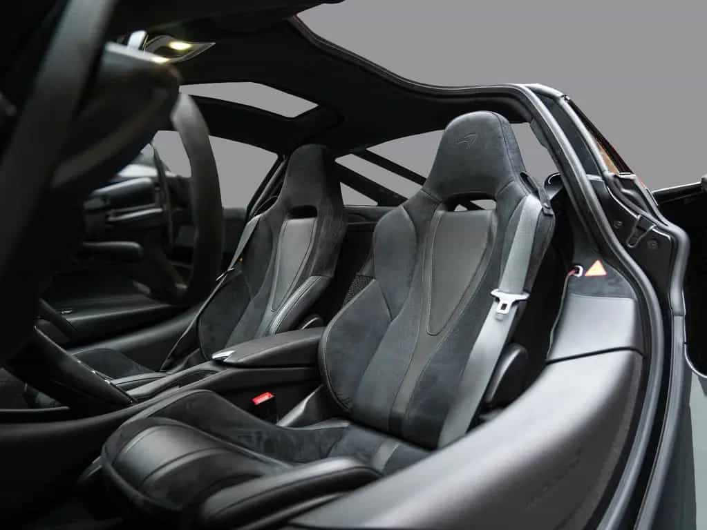 McLaren 720S Coupé | Carbon Exterior | B&W | Stealth 10/2018-photo-6
