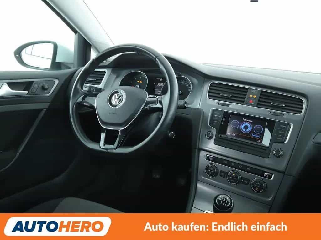 Volkswagen Golf VII 1.2 TSI Trendline BlueMotion Tech*AHK* 01/2016-photo-12