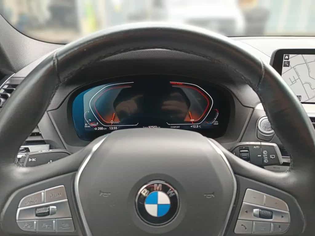BMW X3 xDrive20d xLine+Driving Ass.Plus+Lenkradheizu 01/2021-photo-17