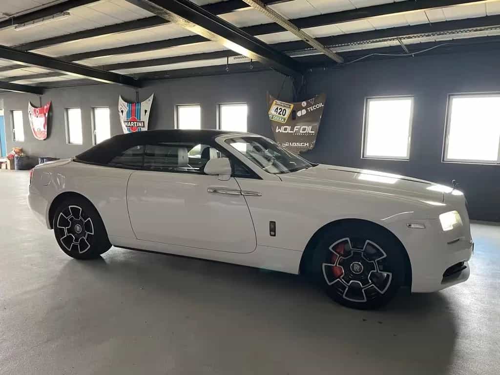 Rolls-Royce Dawn 2019 Rolls-Royce Dawn Black Badge | Arctic White 05/2019-photo-0