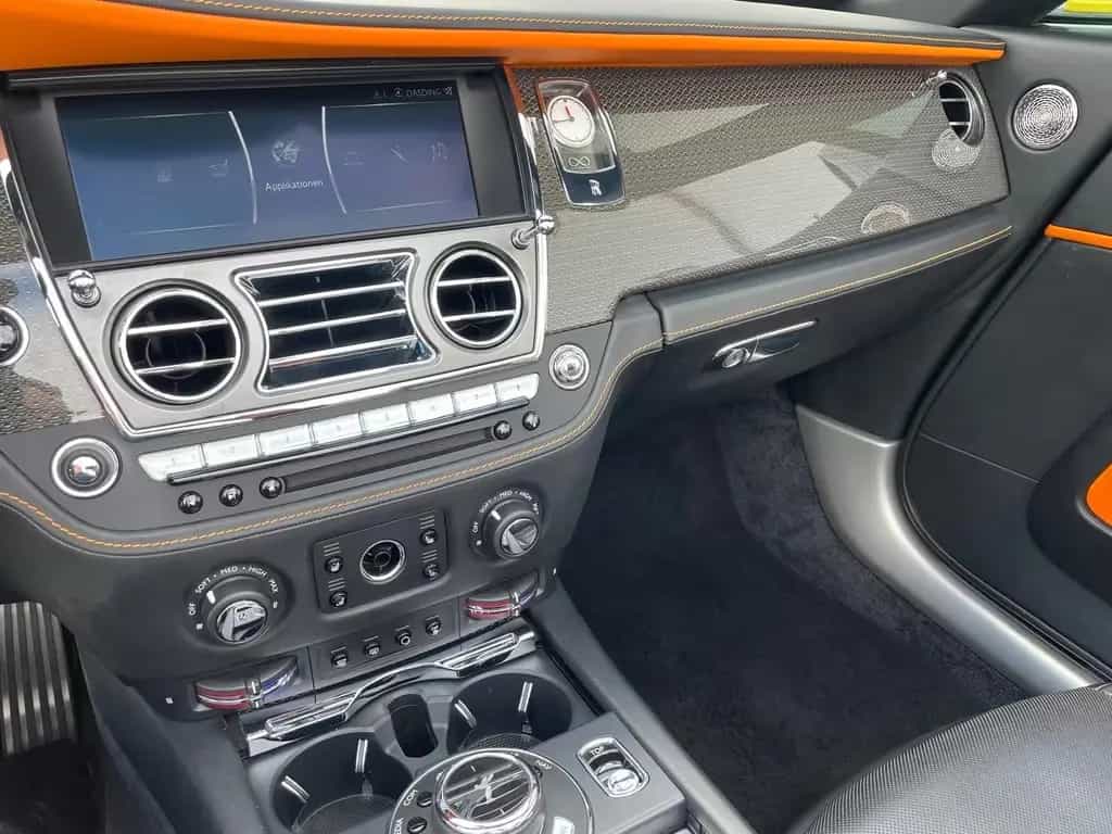 Rolls-Royce Dawn 2019 Rolls-Royce Dawn Black Badge | Arctic White 05/2019-photo-12