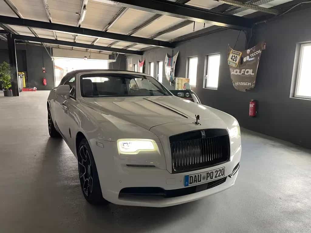 Rolls-Royce Dawn 2019 Rolls-Royce Dawn Black Badge | Arctic White 05/2019-photo-2