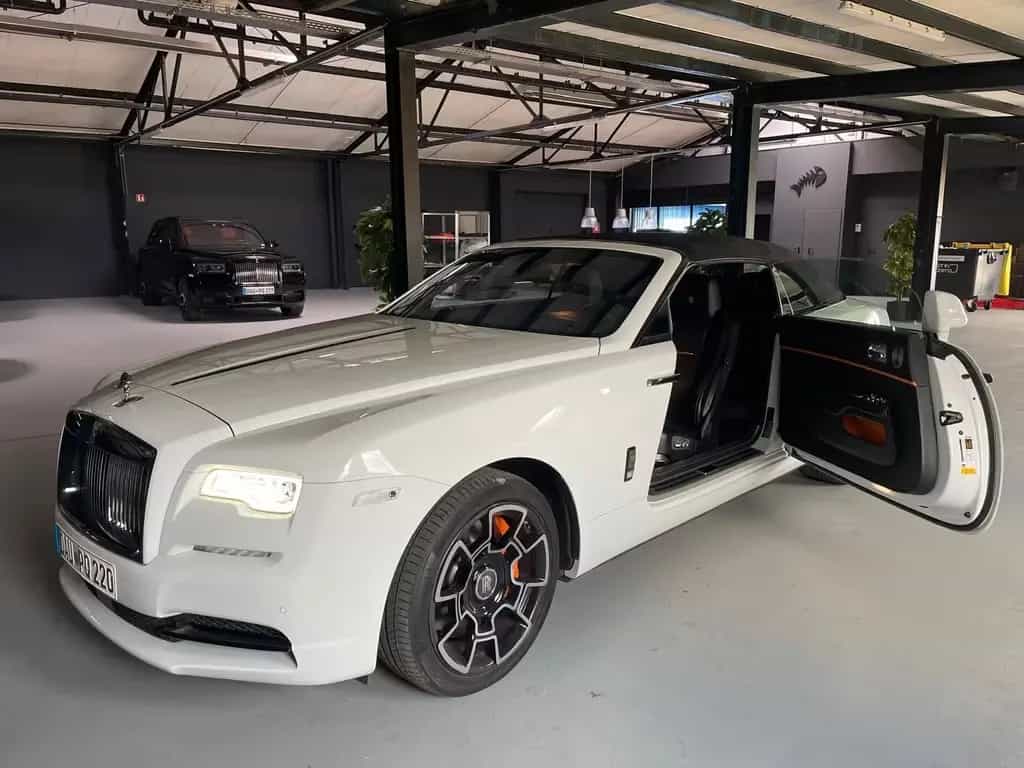Rolls-Royce Dawn 2019 Rolls-Royce Dawn Black Badge | Arctic White 05/2019-photo-4