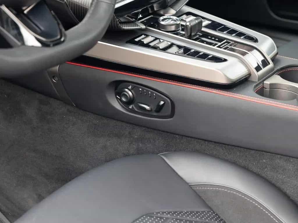 Aston Martin Vanquish |  | Titan Auspuff | Black Pack 03/2025-photo-30