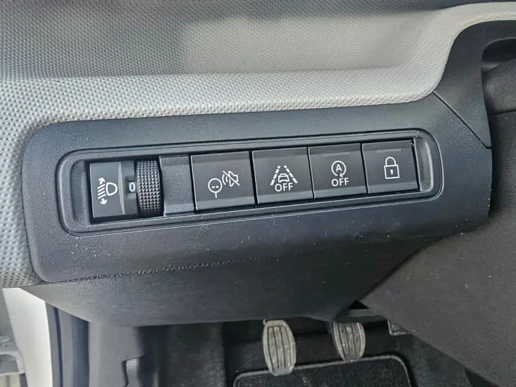 Citroën C3 Aircross Turbo 100 YOU PDC*DACH SCHWARZ*KLIMA 01/2026-photo-12