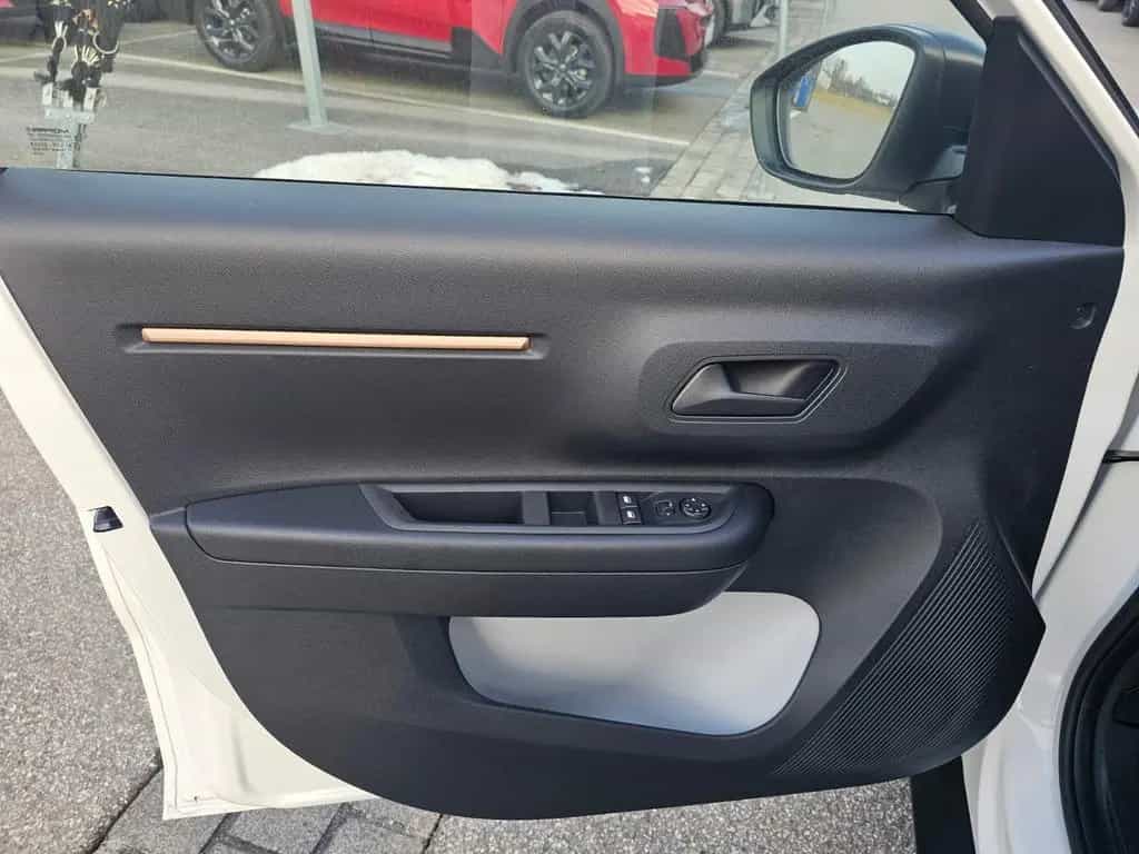 Citroën C3 Aircross Turbo 100 YOU PDC*DACH SCHWARZ*KLIMA 01/2026-photo-21