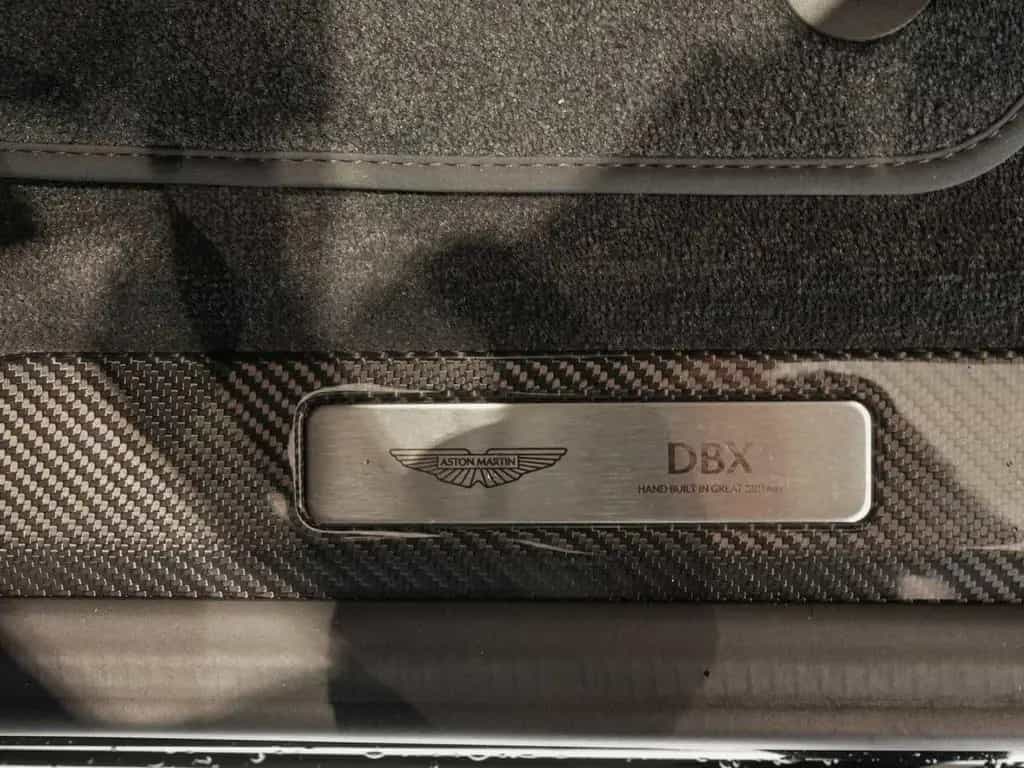 Aston Martin DBX 707 MJ 25 09/2025-photo-23