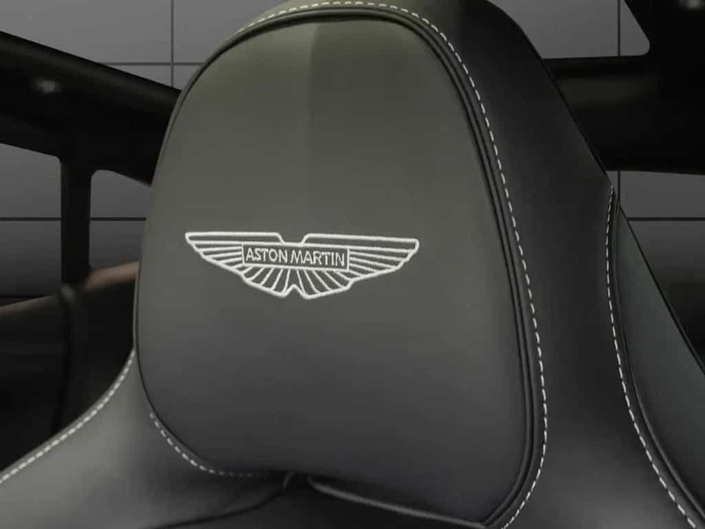 Aston Martin DBX 707 MJ 25 09/2025-photo-9