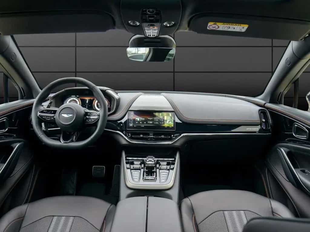 Aston Martin DBX 707 null-photo-12