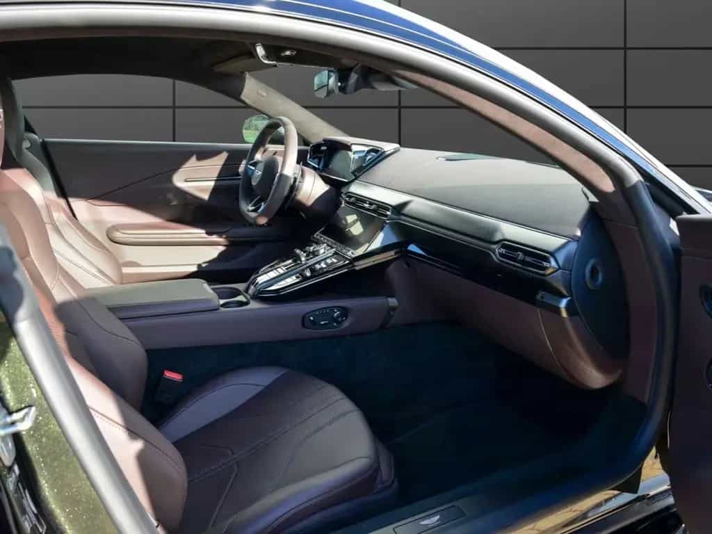 Aston Martin V8 Vantage Coupe null-photo-15