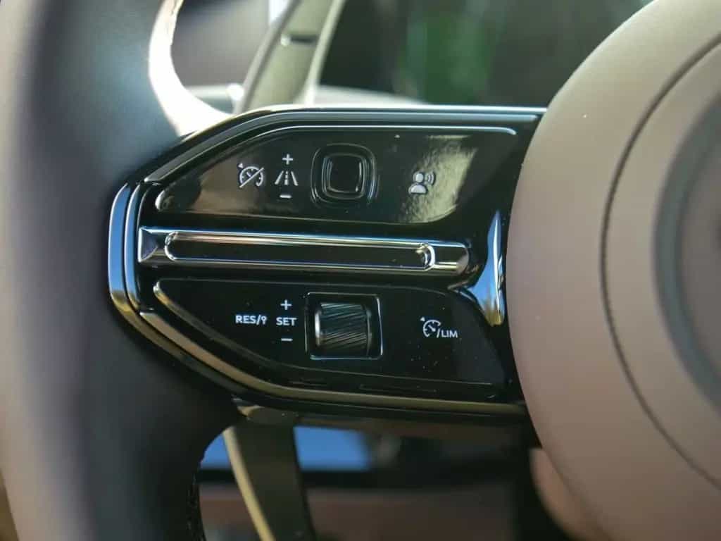 Aston Martin V8 Vantage Coupe null-photo-25