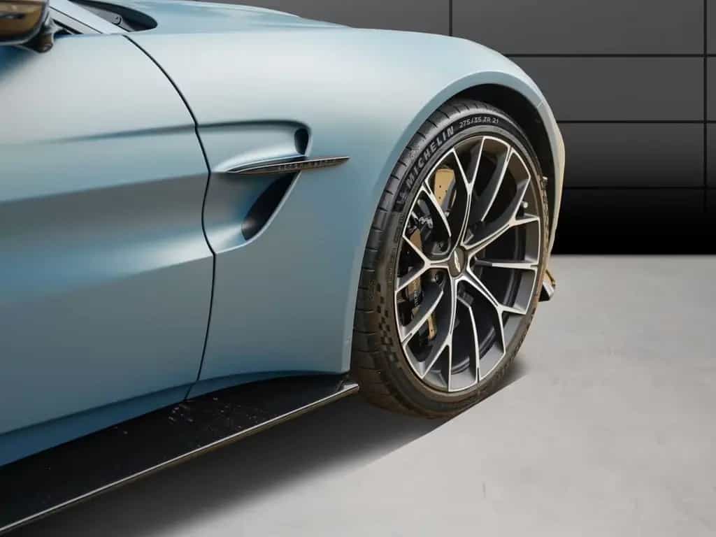 Aston Martin V8 Vantage Roadster ++NP. 283.000€++ 09/2025-photo-8
