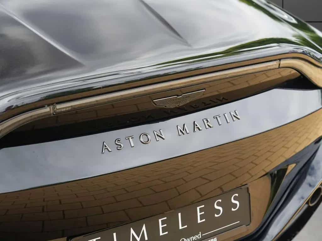 Aston Martin V8 Vantage Roadster 04/2022-photo-30