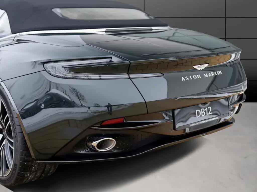 Aston Martin DB12 Volante null-photo-10