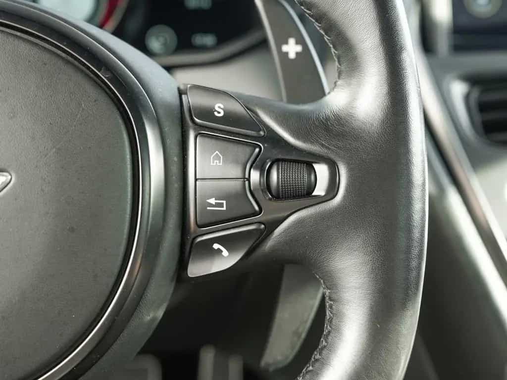Aston Martin DBS Volante 05/2019-photo-20