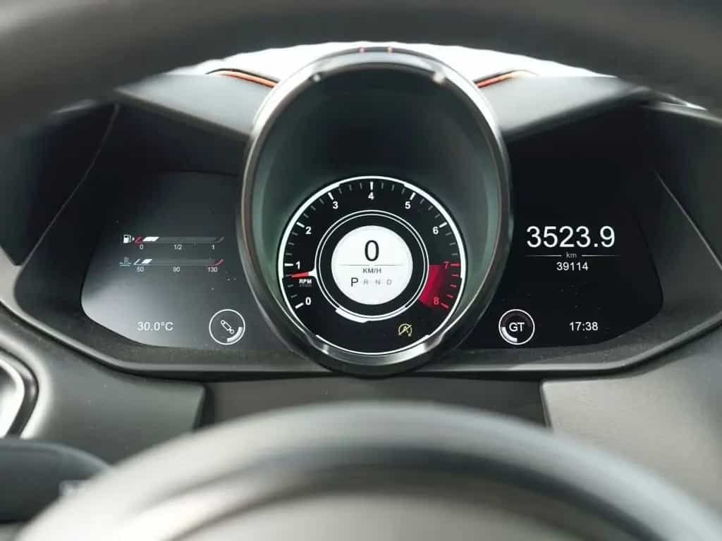 Aston Martin DBS Volante 05/2019-photo-21
