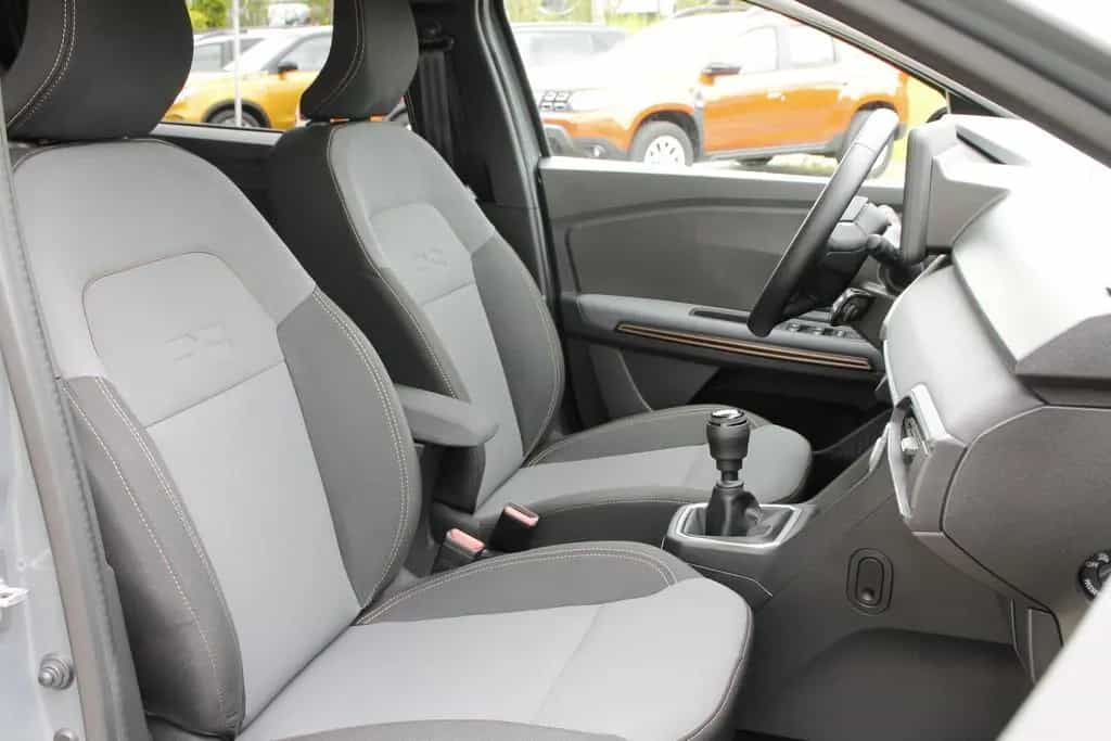 Dacia Jogger Extreme+ TCe 110 01/2025-photo-15