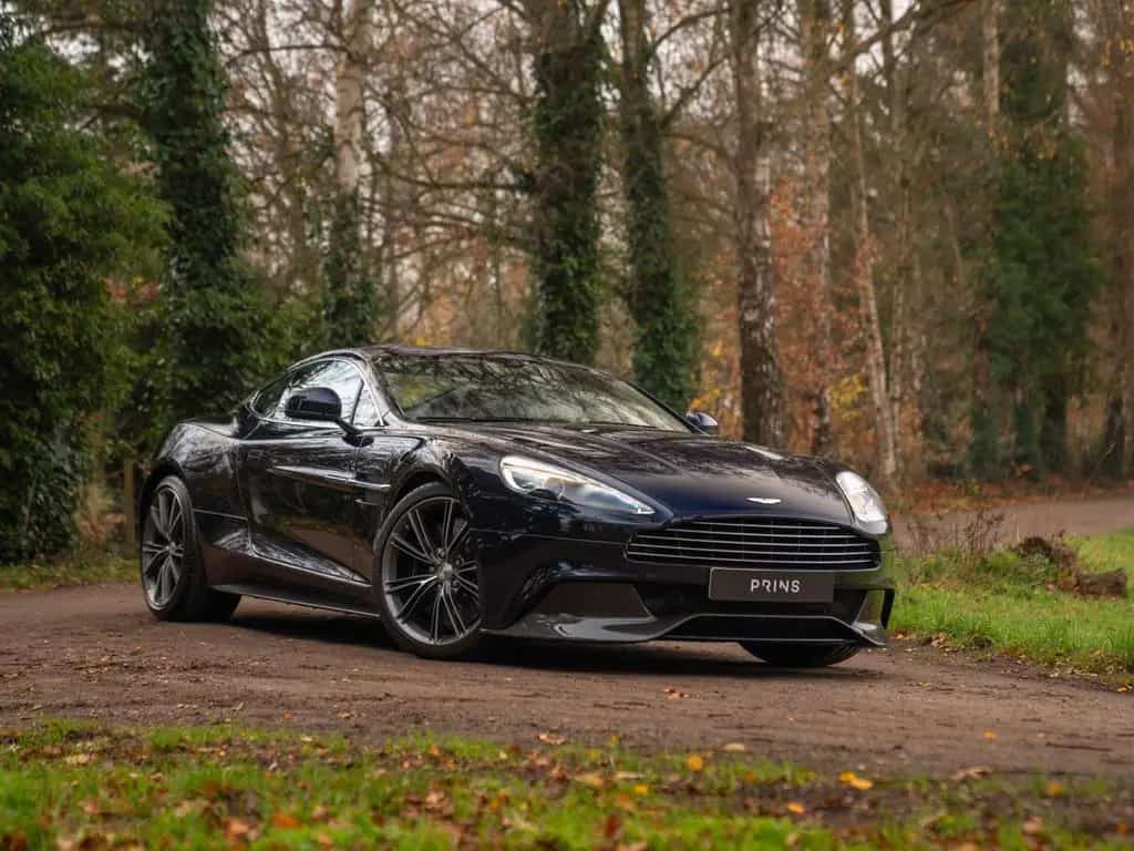 Aston Martin Vanquish 6.0 V12 Touchtronic | Carbon Exterior | 01/2014-photo-13