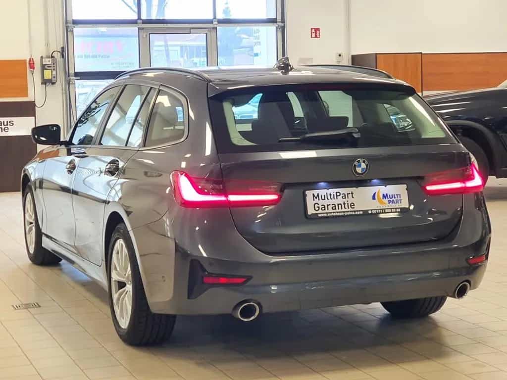 BMW 320 d xDrive Advantage Aut/Navi/Park&FernLichtAss 03/2022-photo-1