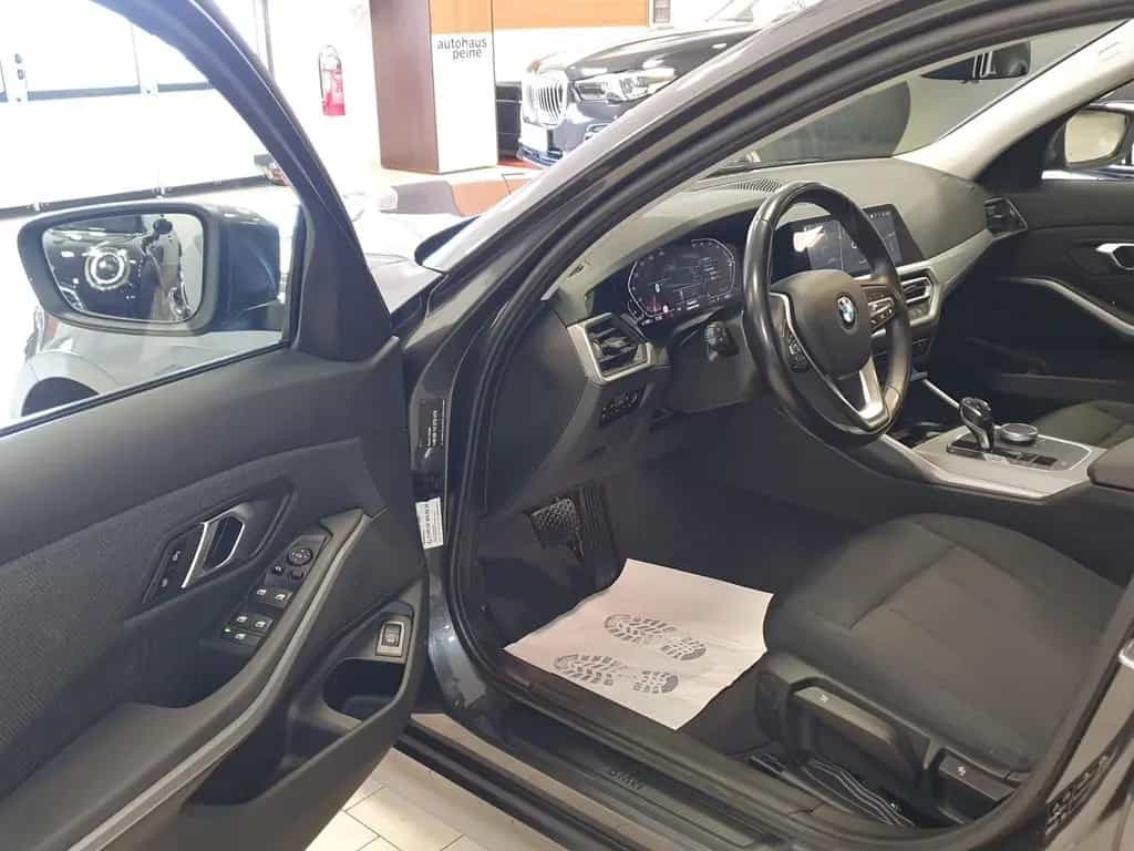 BMW 320 d xDrive Advantage Aut/Navi/Park&FernLichtAss 03/2022-photo-11