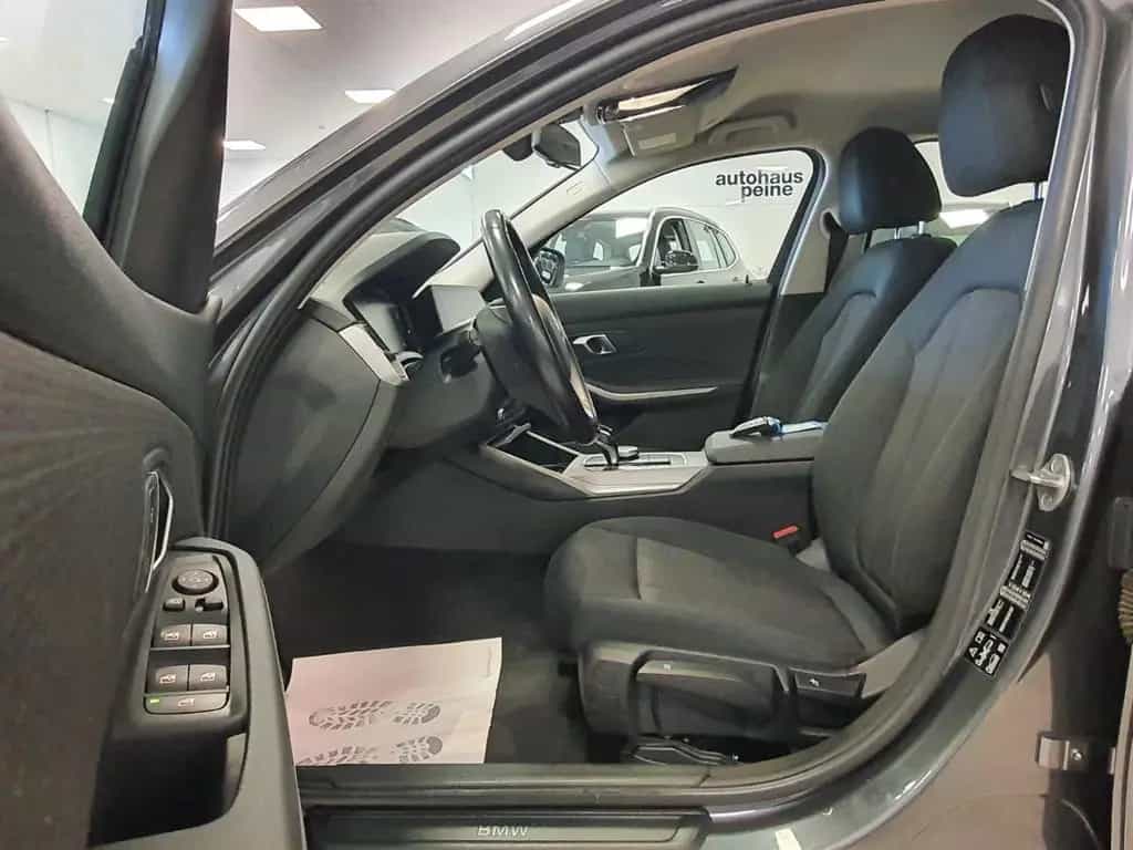 BMW 320 d xDrive Advantage Aut/Navi/Park&FernLichtAss 03/2022-photo-12